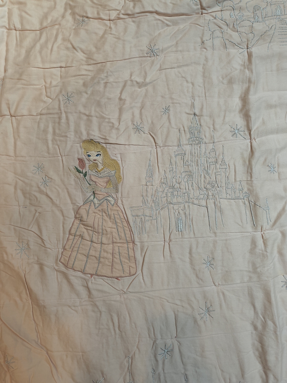 Pottery Barn Kids Full Size Princess Emboridered Comforter + 2 Pillowcases - Picture 2 of 9